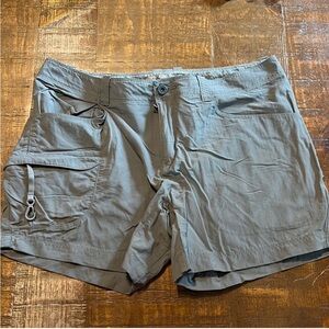 Mountain Hardware Women’s Shorts 6